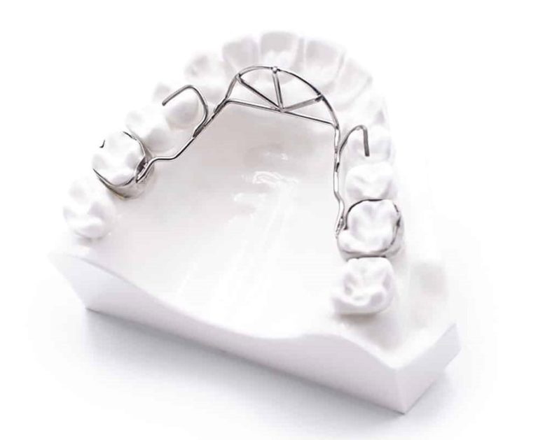 Thumb Crib BM Ortho Appliances Inc.